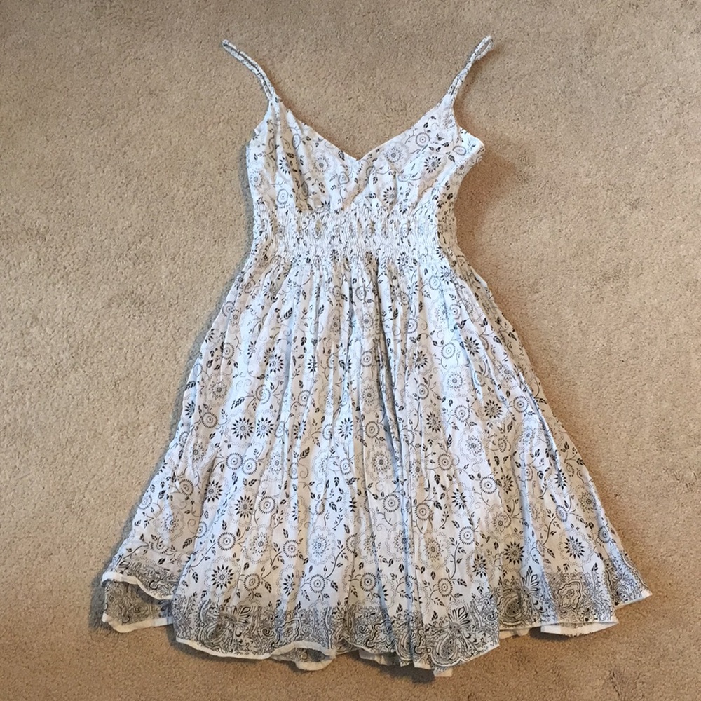 The cutest sundress- Size S